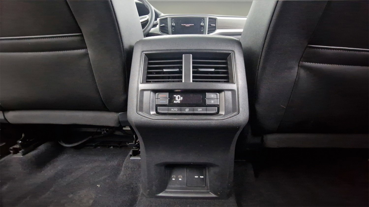 Used 2021 Volkswagen Atlas SE w/ Panoramic Sunroof Package image 22