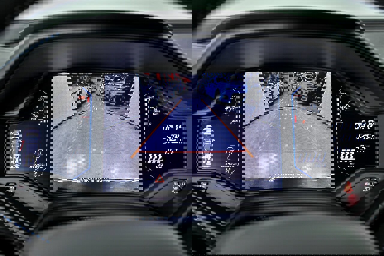 Used 2020 Lamborghini Huracan EVO image 32