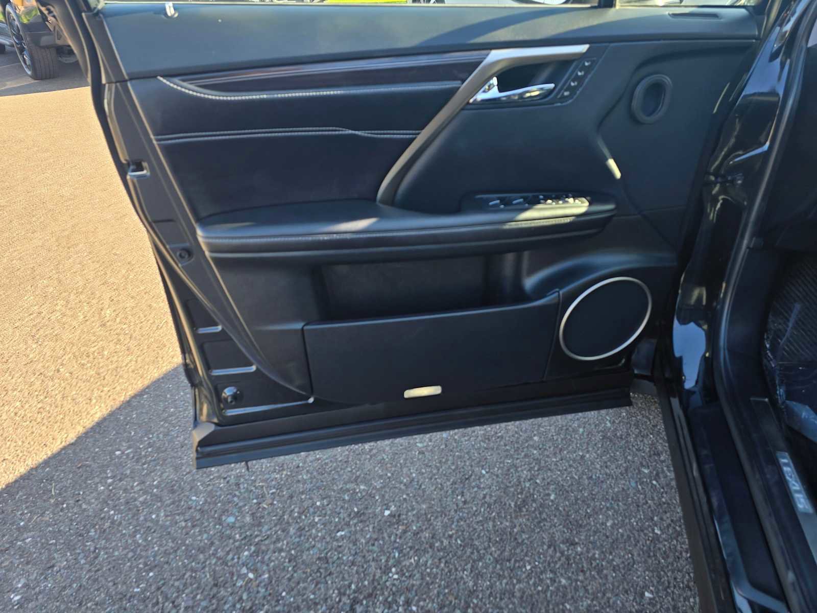 Certified 2022 Lexus RX 350L Luxury image 23