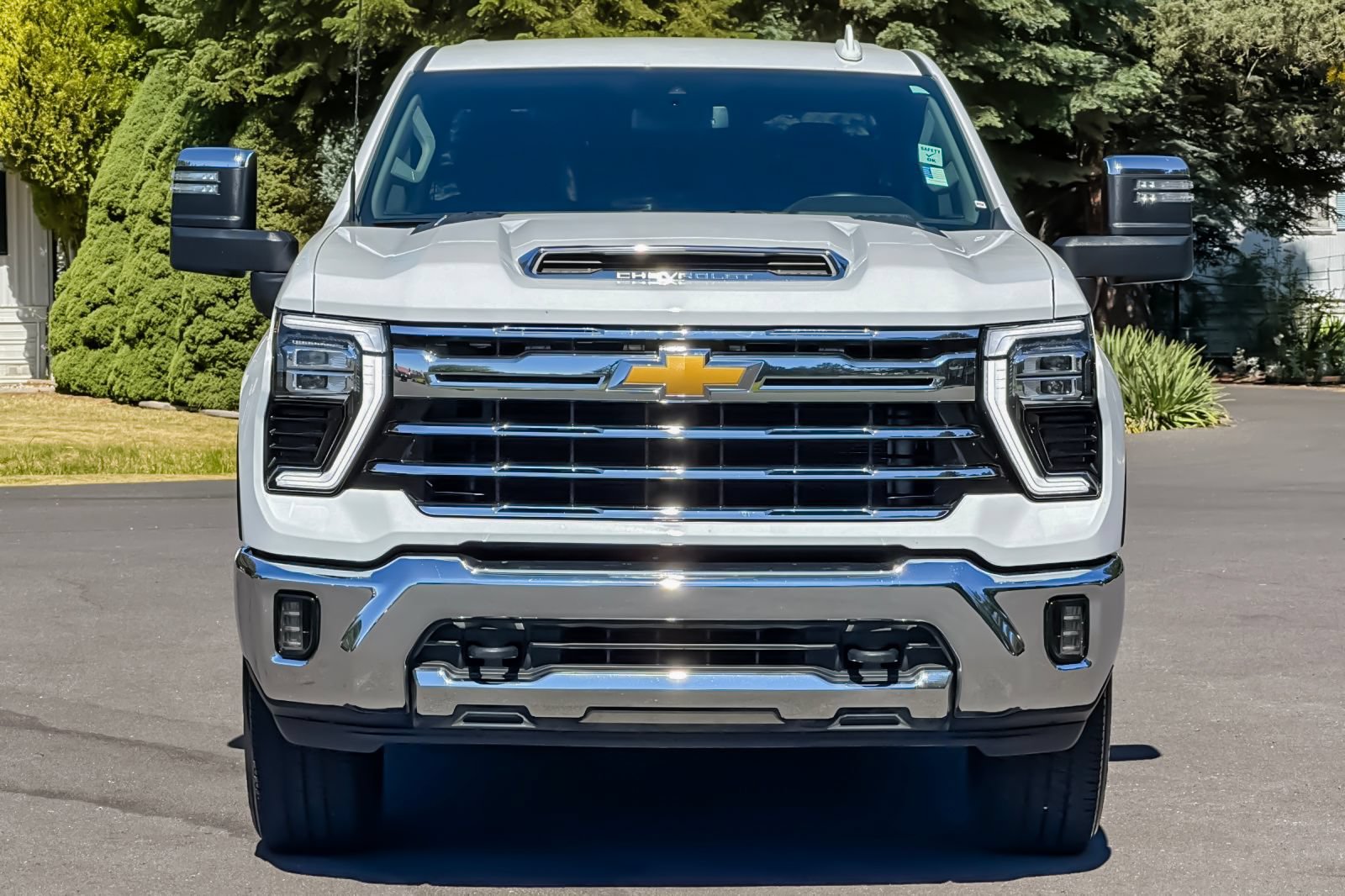 Used 2024 Chevrolet Silverado 2500 LTZ AWD/4WD image 10