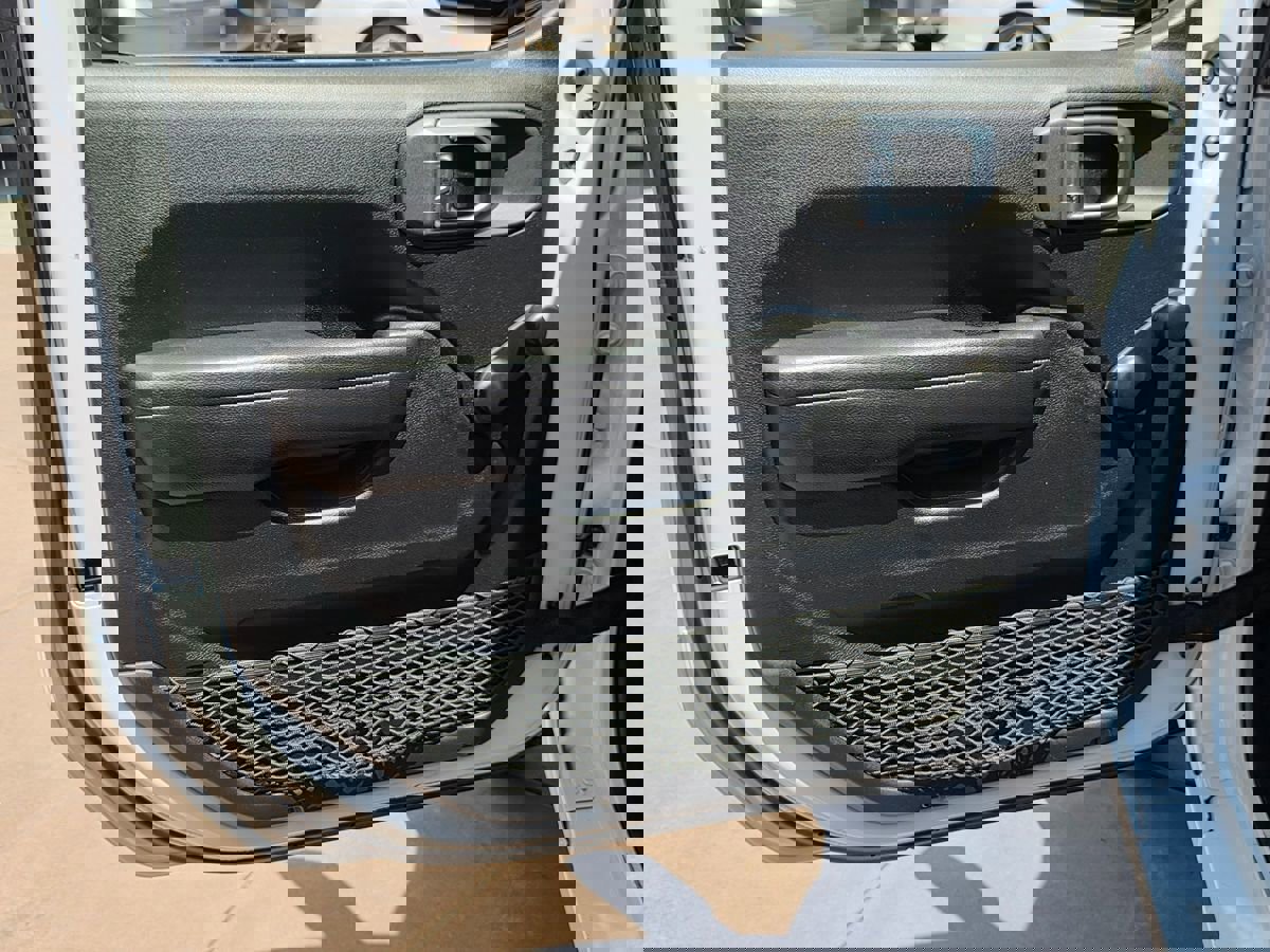 Used 2020 Jeep Wrangler Sport image 29