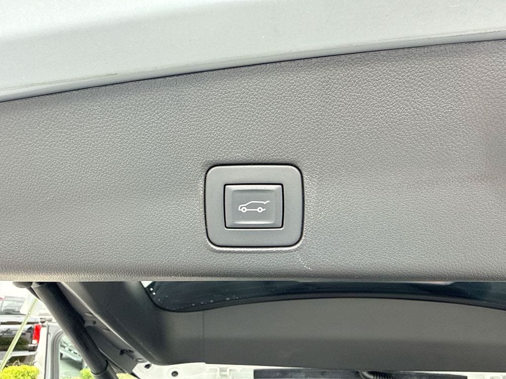 Certified 2023 Chevrolet TrailBlazer ACTIV w/ Sun and Liftgate Package AWD/4WD image 19