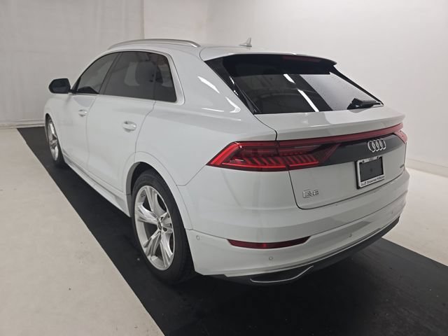 Used 2023 Audi Q8 Prestige w/ Prestige Package AWD/4WD image 7