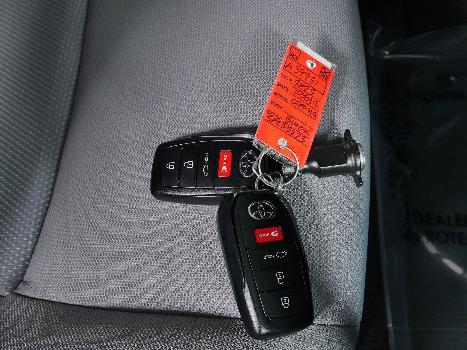 Used 2025 Toyota Corolla FX w/ Convenience Package FWD image 39