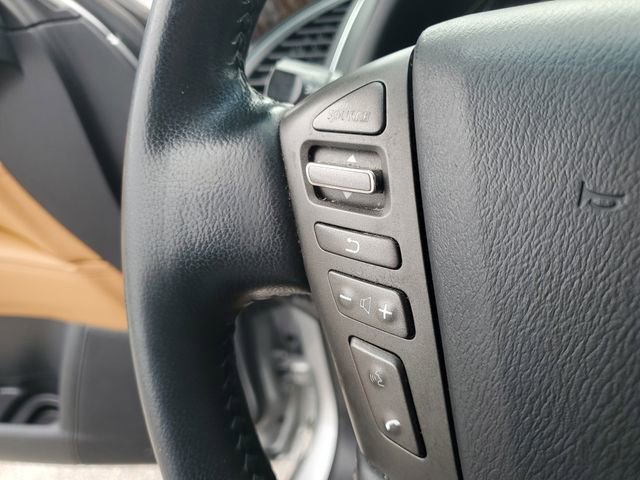 Used 2017 Nissan Armada Platinum w/ Interior Lighting Package image 23