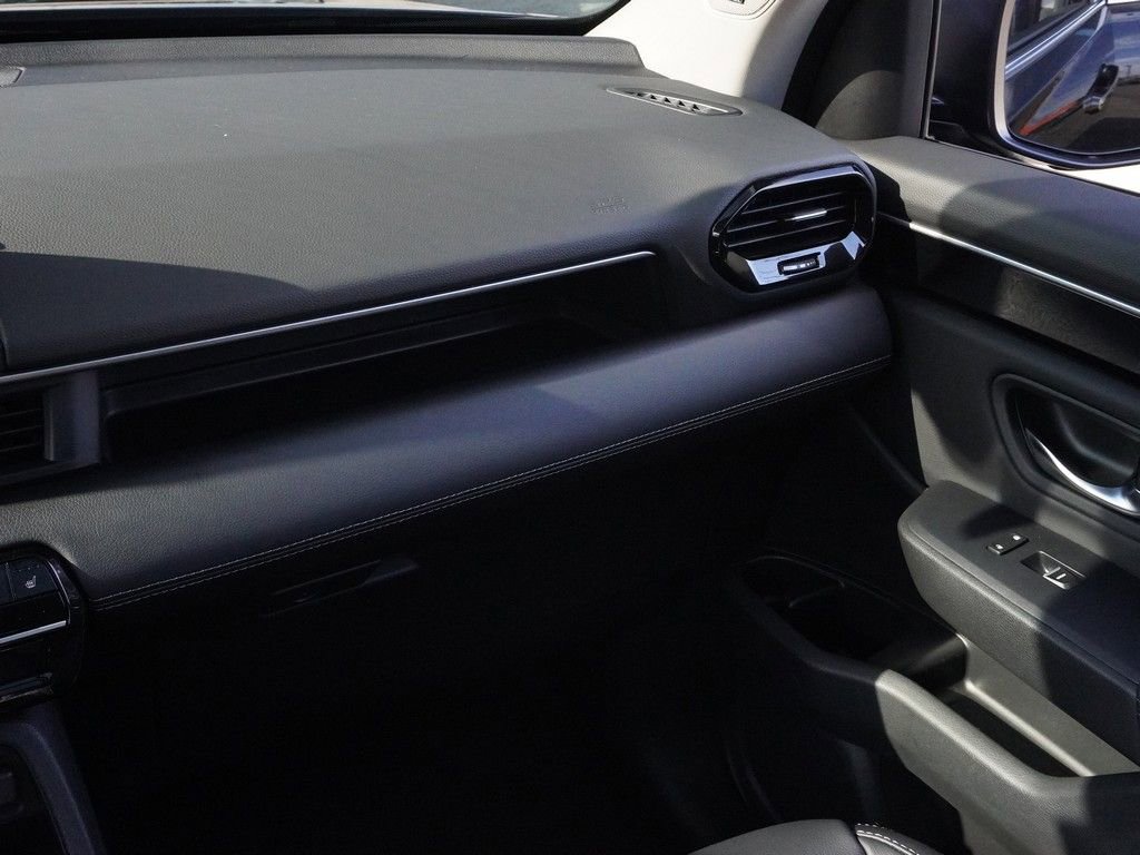 Used 2025 Honda Pilot Touring image 36