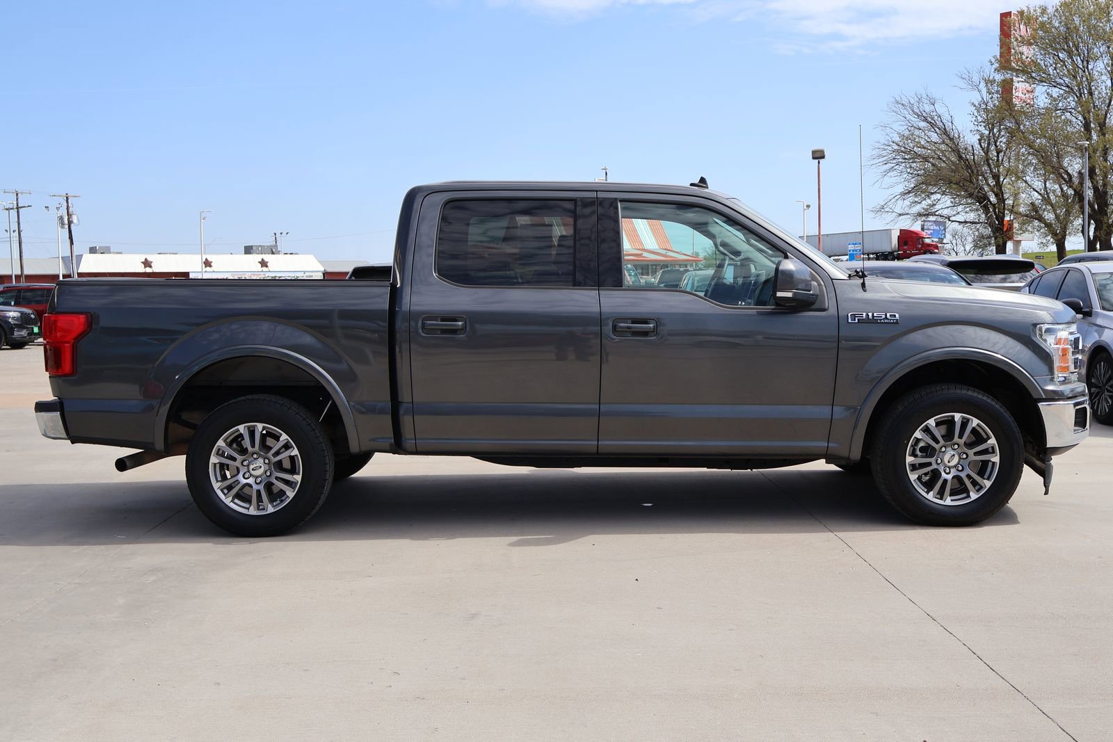 Used 2020 Ford F150 Lariat image 6