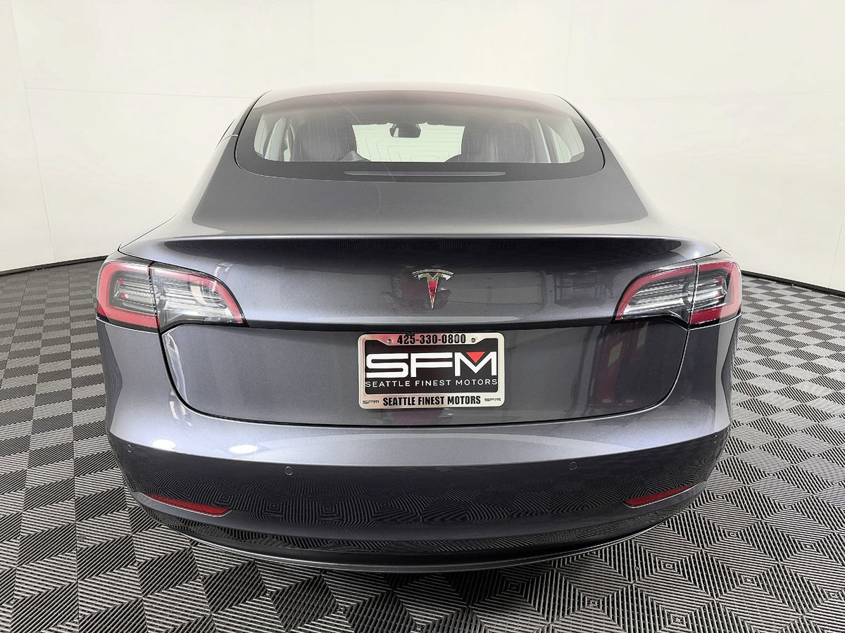 Used 2018 Tesla Model 3 Long Range RWD image 10