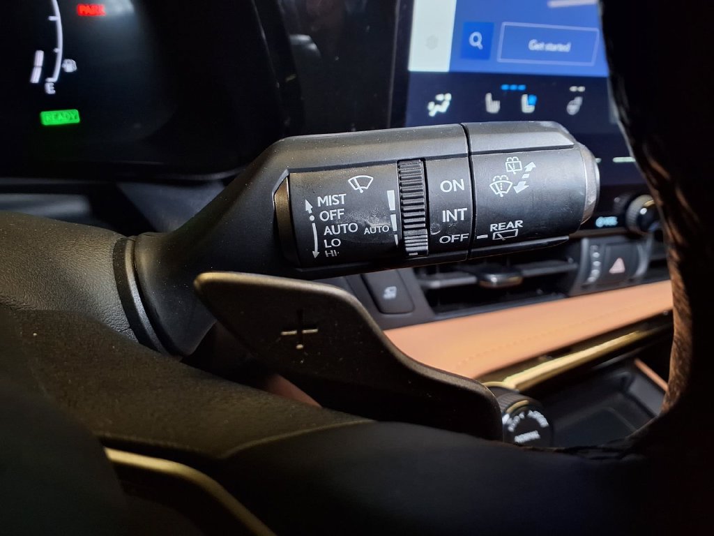 Used 2025 Lexus NX 350h AWD w/ Cold Area Package image 10