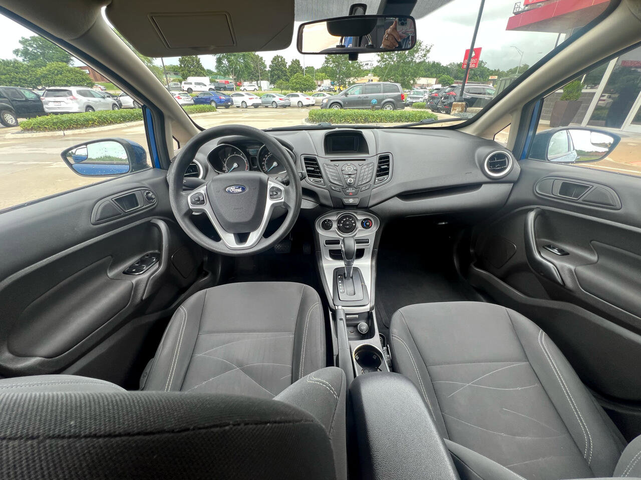 Used 2019 Ford Fiesta SE image 10