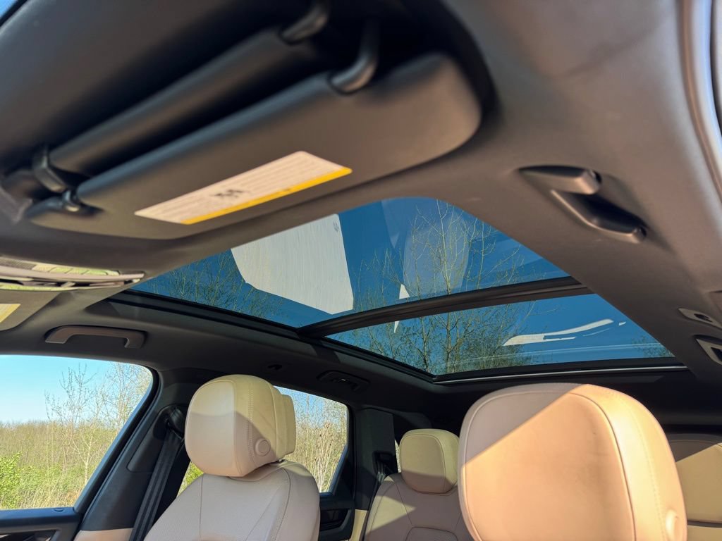 Certified 2023 Porsche Cayenne AWD/4WD image 11