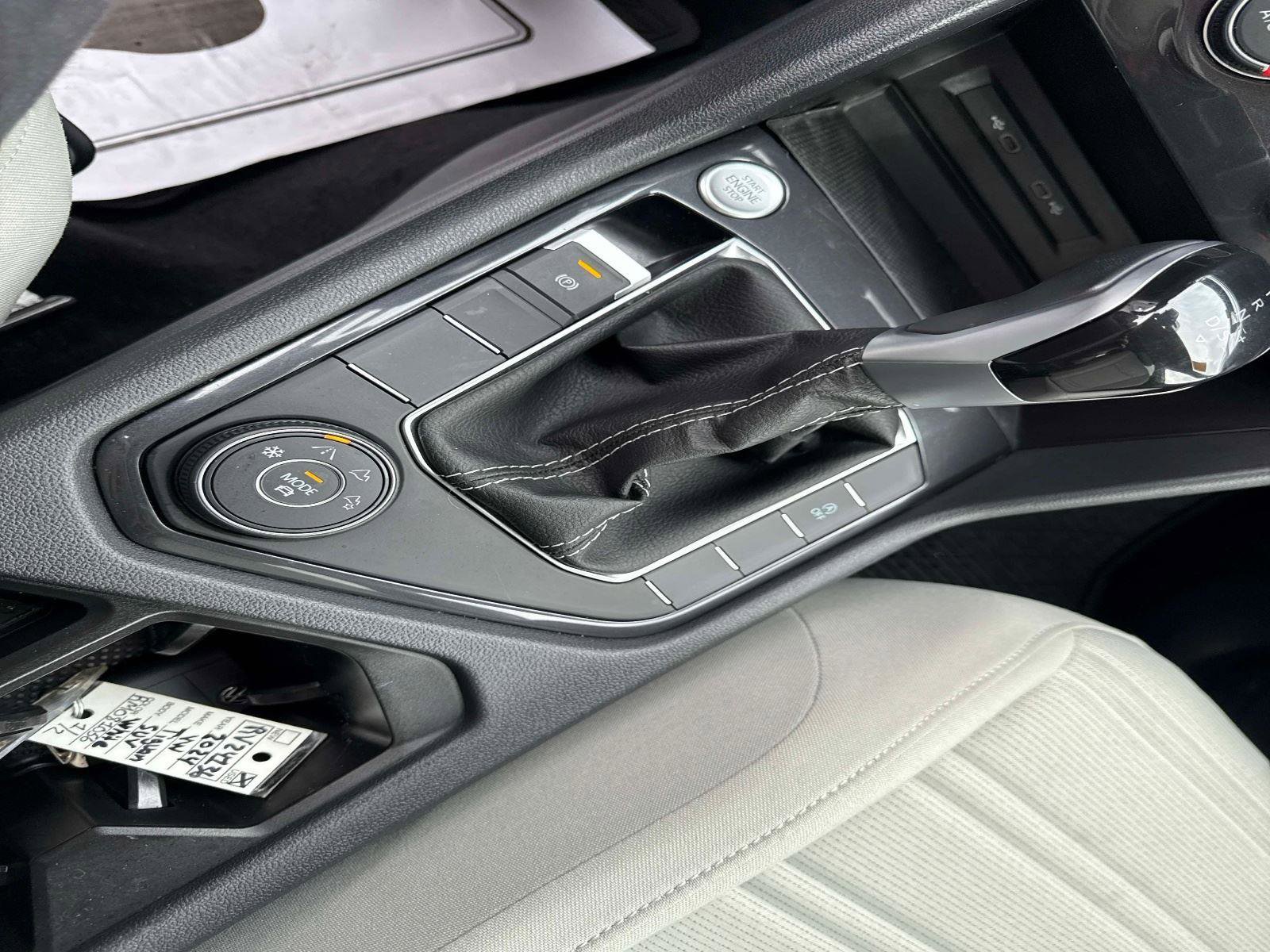 Used 2024 Volkswagen Tiguan S image 27