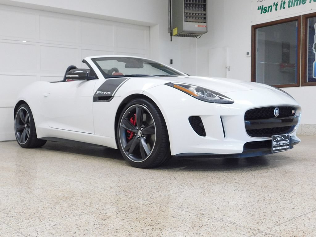 Used 2014 Jaguar F-TYPE S RWD image 5