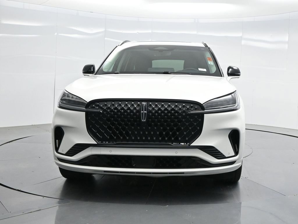 Used 2025 Lincoln Aviator 2WD w/ Jet Appearance Package image 29