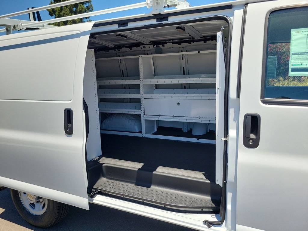 New 2026 Chevrolet Express 2500 w/ Driver Convenience Package RWD image 17