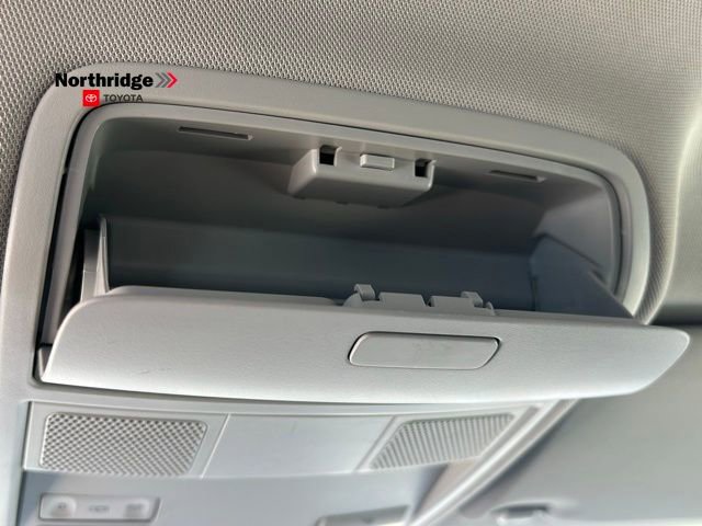 Used 2017 Volkswagen Tiguan Limited w/ Premium Package image 33