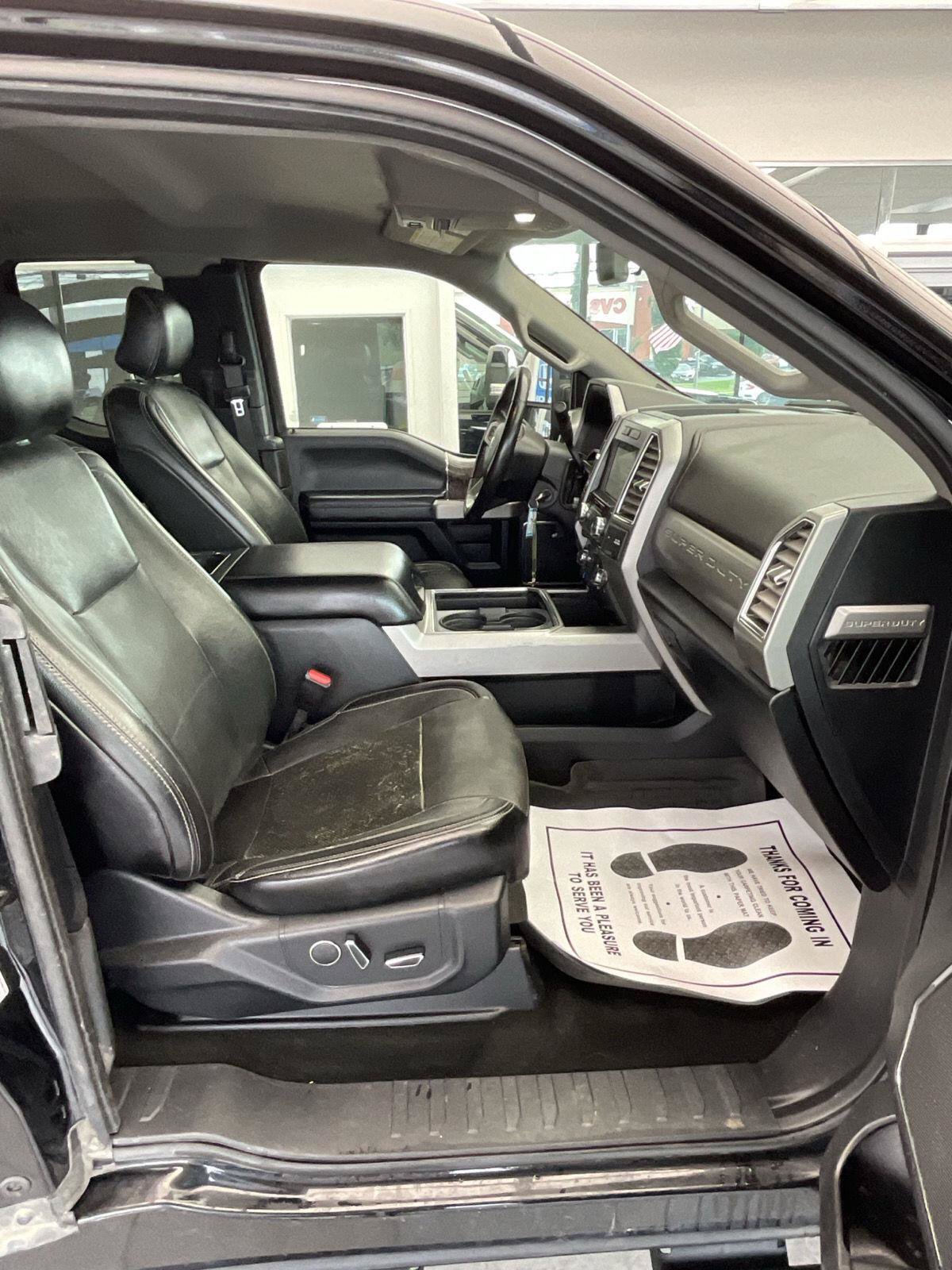 Used 2017 Ford F550 4x4 SuperCab Super Duty image 12