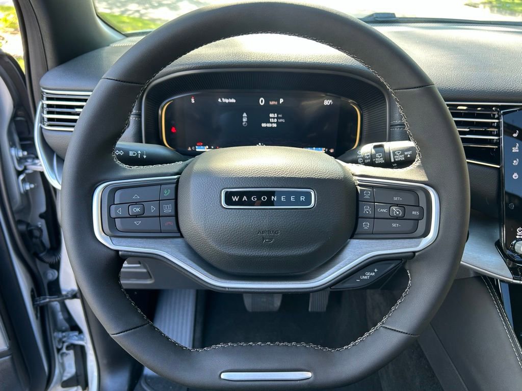 New 2025 Jeep Wagoneer L Series II w/ Premium Group I image 18