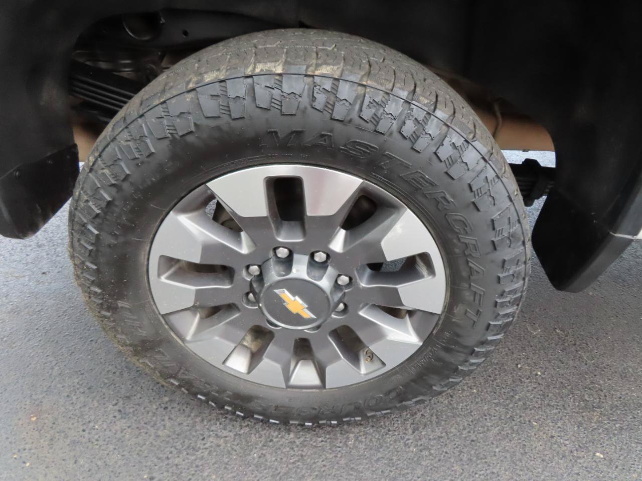 Used 2024 Chevrolet Silverado 2500 LT AWD/4WD image 20