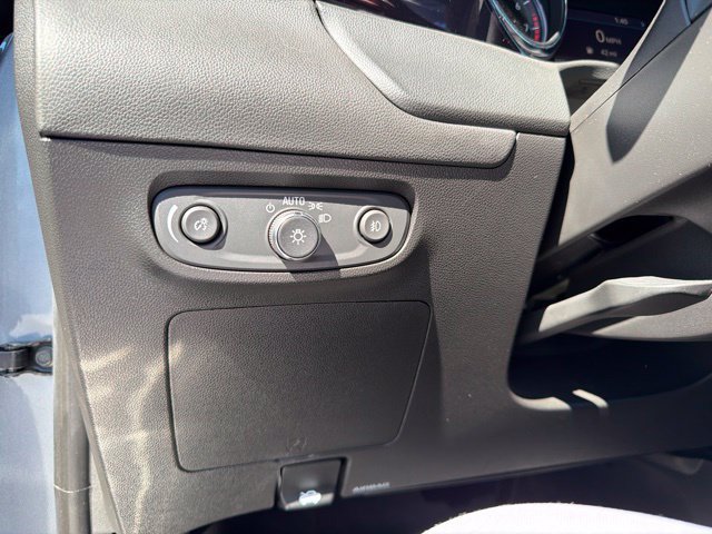 Used 2023 Buick Encore GX Select w/ Sport Touring Package FWD image 21