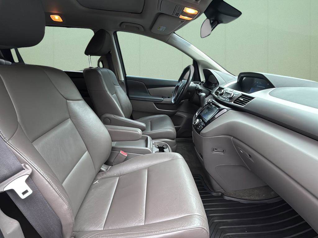 Used 2016 Honda Odyssey EX-L image 36