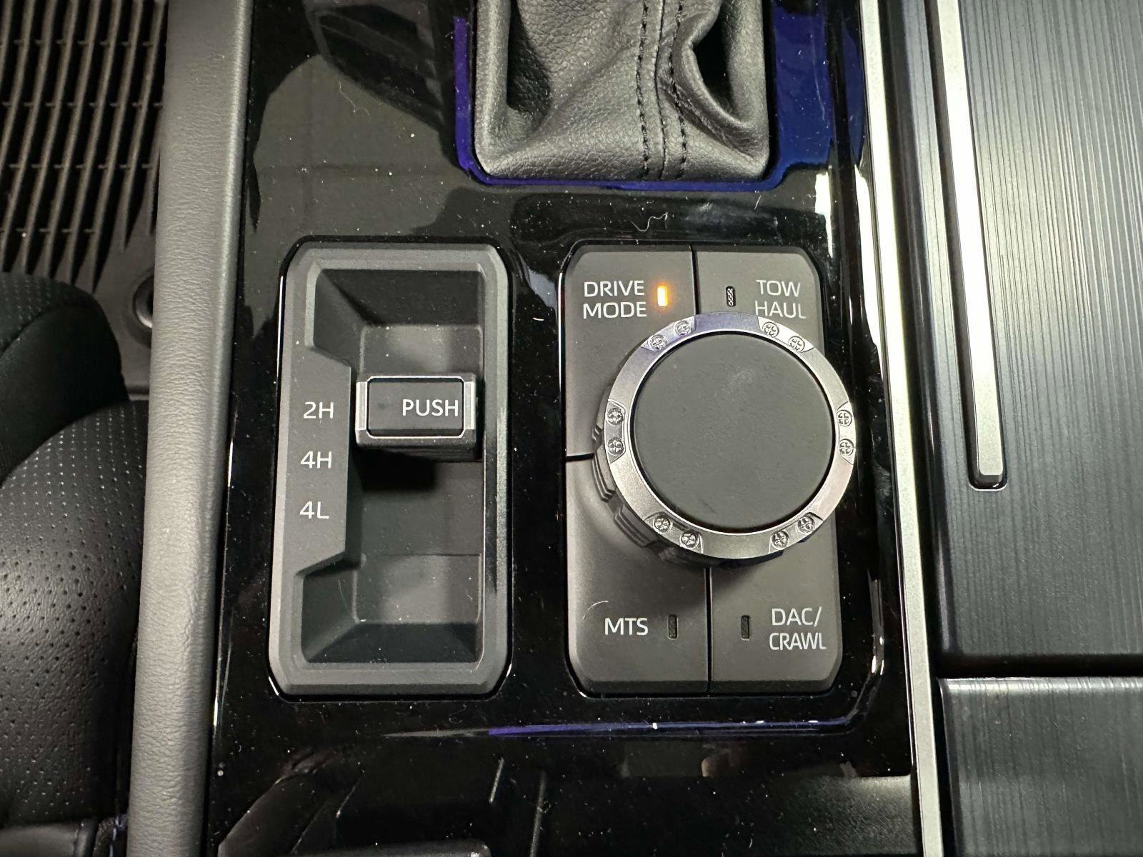 New 2025 Toyota Tundra Platinum AWD/4WD image 28