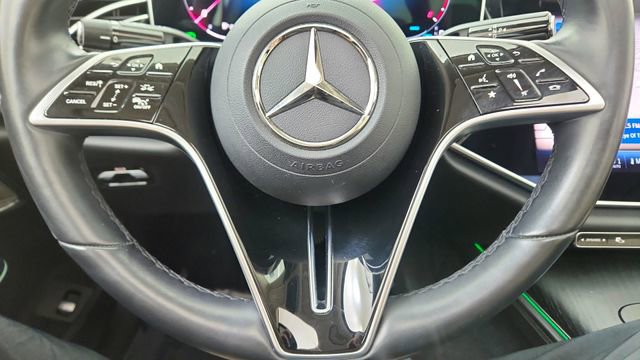 Used 2024 Mercedes-Benz E 350 4MATIC Sedan image 41