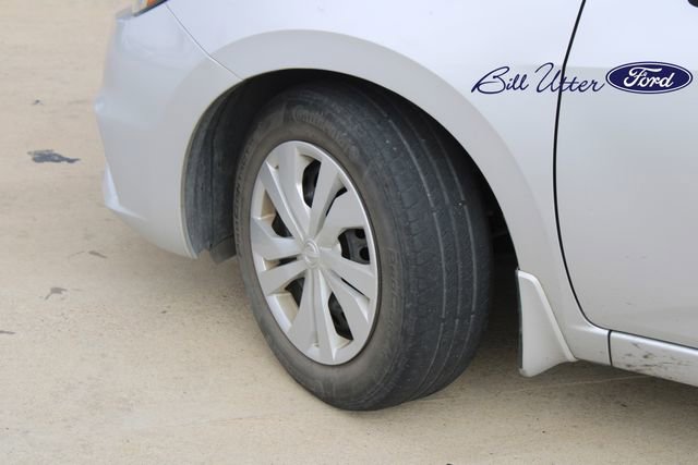 Used 2021 Nissan Versa S image 9