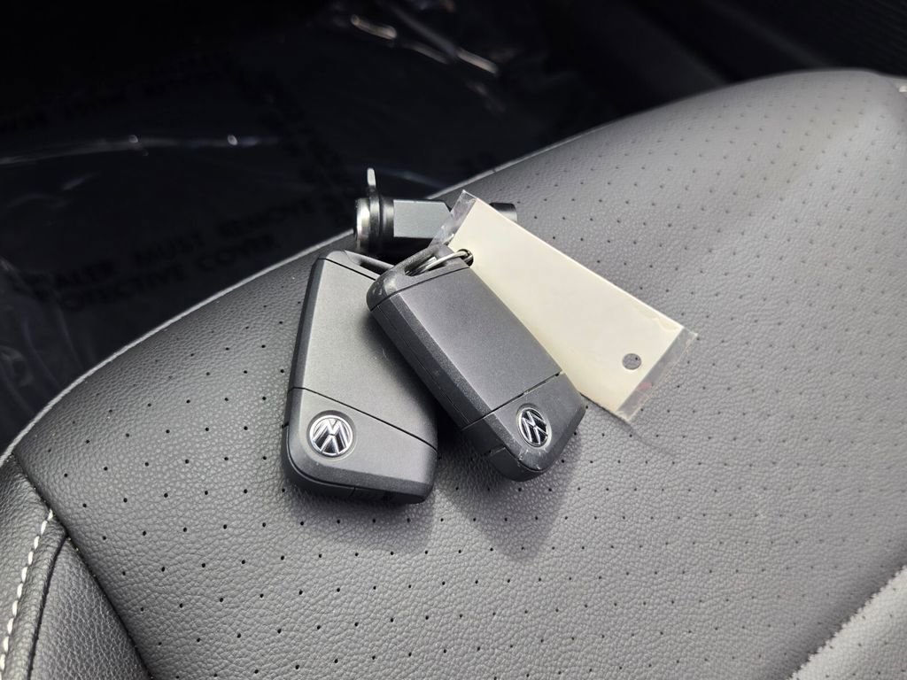 Certified 2022 Volkswagen Jetta SE image 19