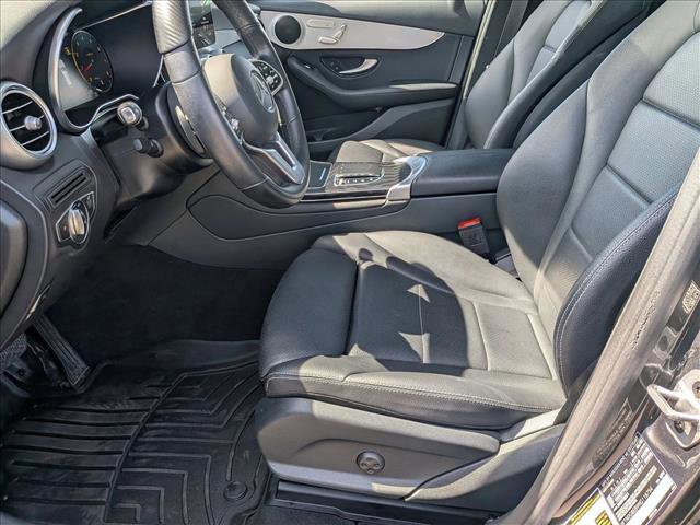 Used 2022 Mercedes-Benz GLC 300 4MATIC image 16