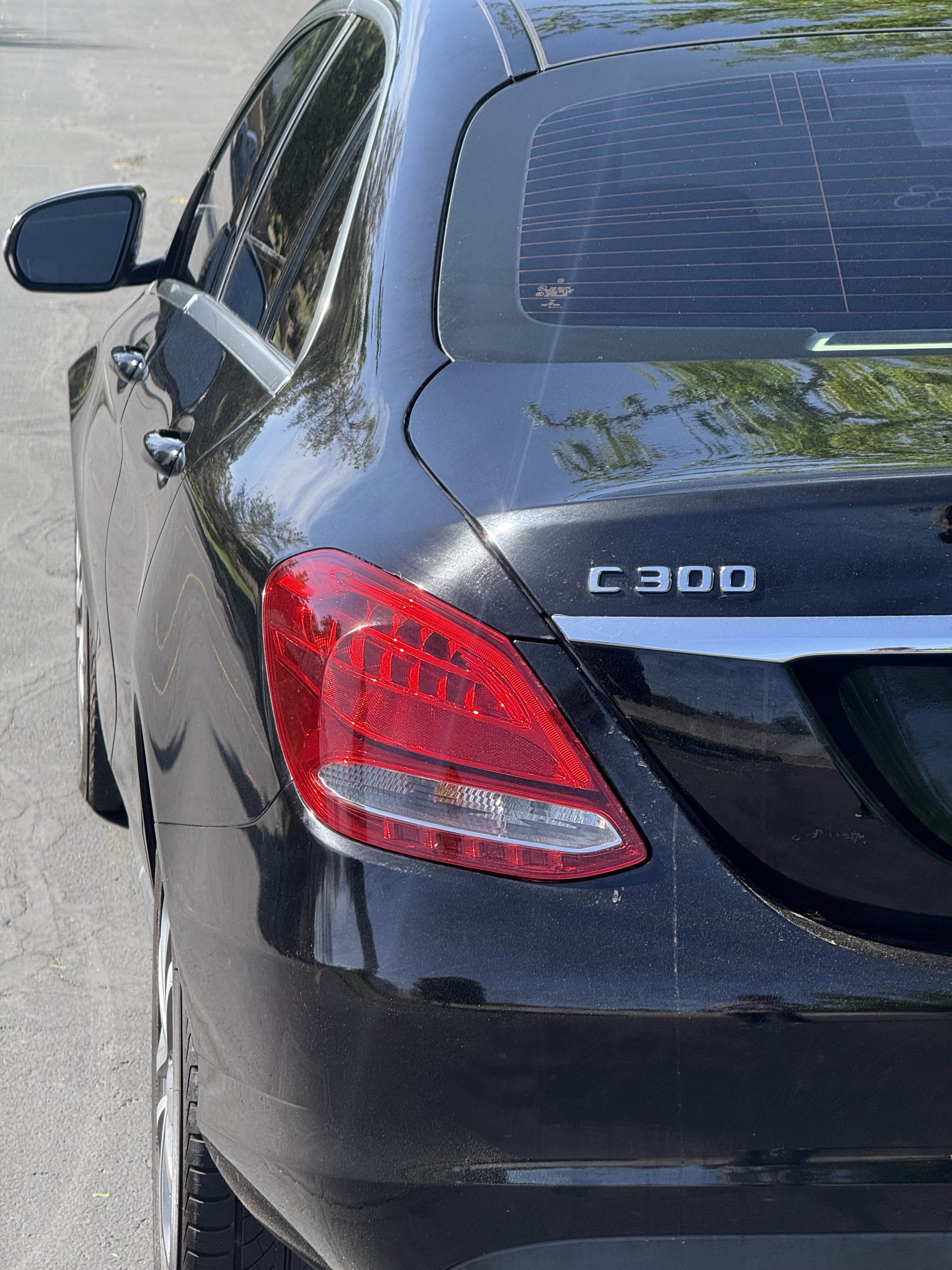 Used 2015 Mercedes-Benz C 300 4MATIC Sedan image 19