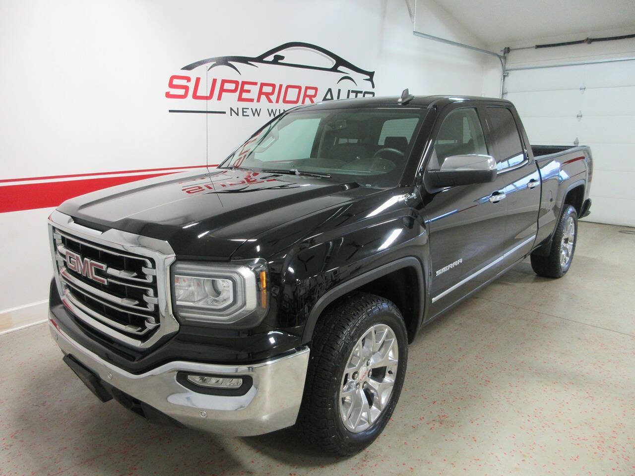 Used 2018 GMC Sierra 1500 SLT w/ SLT Premium Package image 10