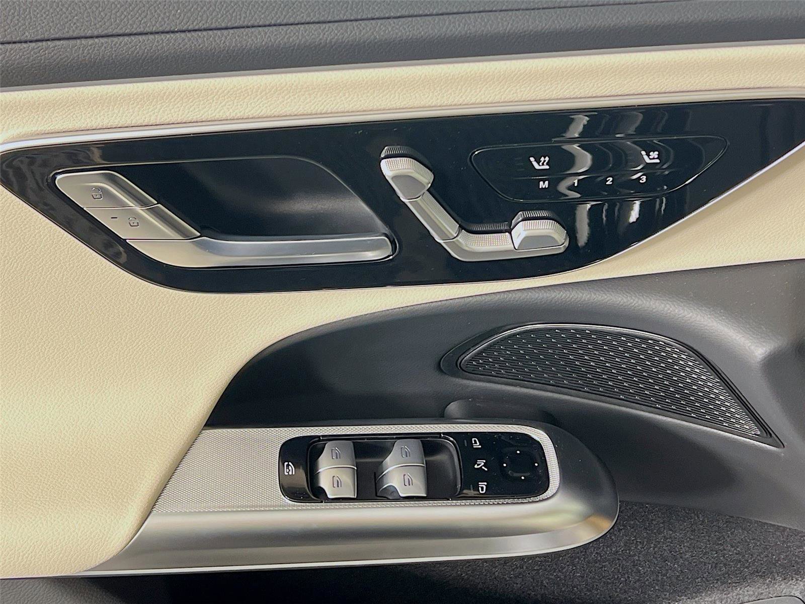 New 2026 Mercedes-Benz E 350 4MATIC Sedan image 19