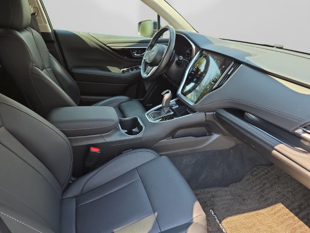 Used 2024 Subaru Outback Limited AWD/4WD image 30