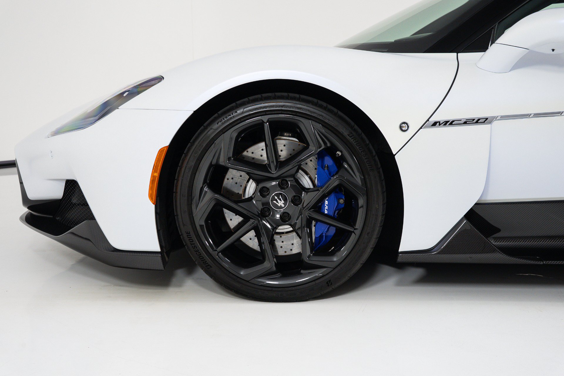 Used 2022 Maserati MC20 Coupe RWD image 11