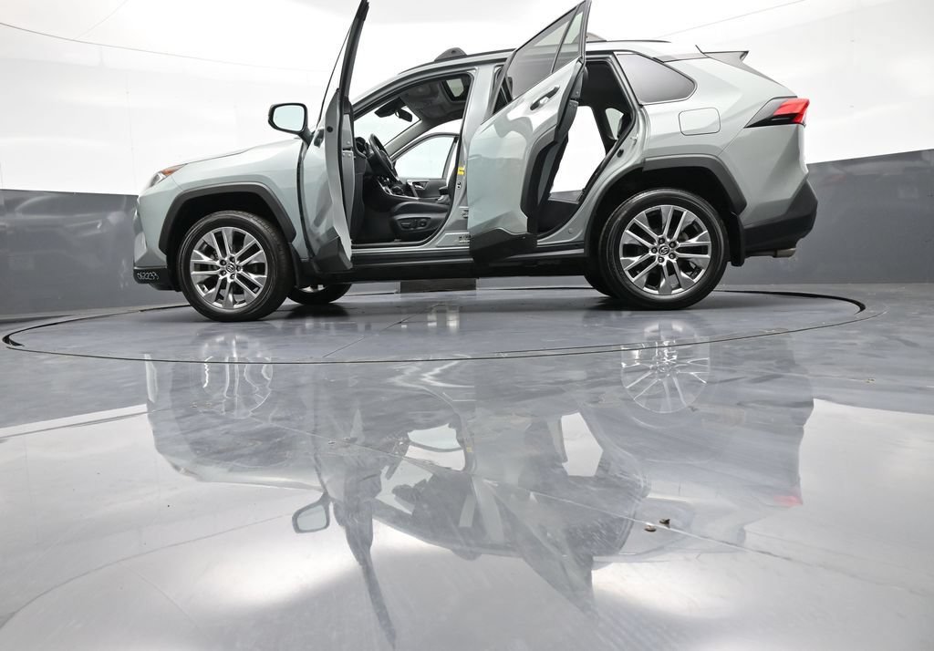 Certified 2020 Toyota RAV4 XLE Premium AWD/4WD image 50