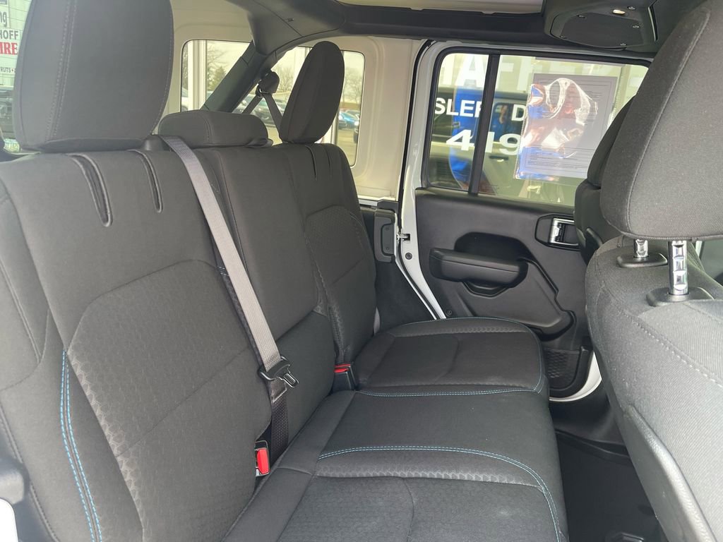 Used 2025 Jeep Wrangler Unlimited Rubicon 4xe w/ Safety Group image 12