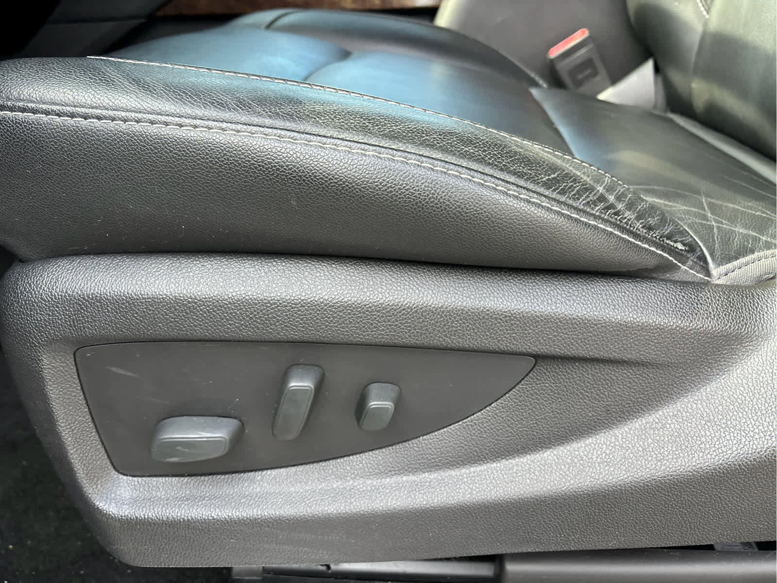 Used 2016 Chevrolet Tahoe LT image 8