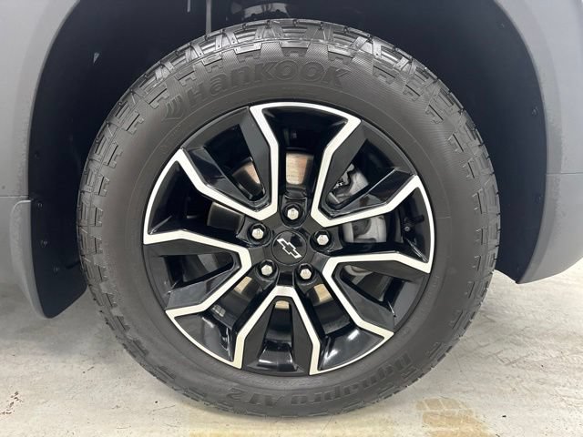 Used 2024 Chevrolet TrailBlazer ACTIV w/ Driver Confidence Package AWD/4WD image 29