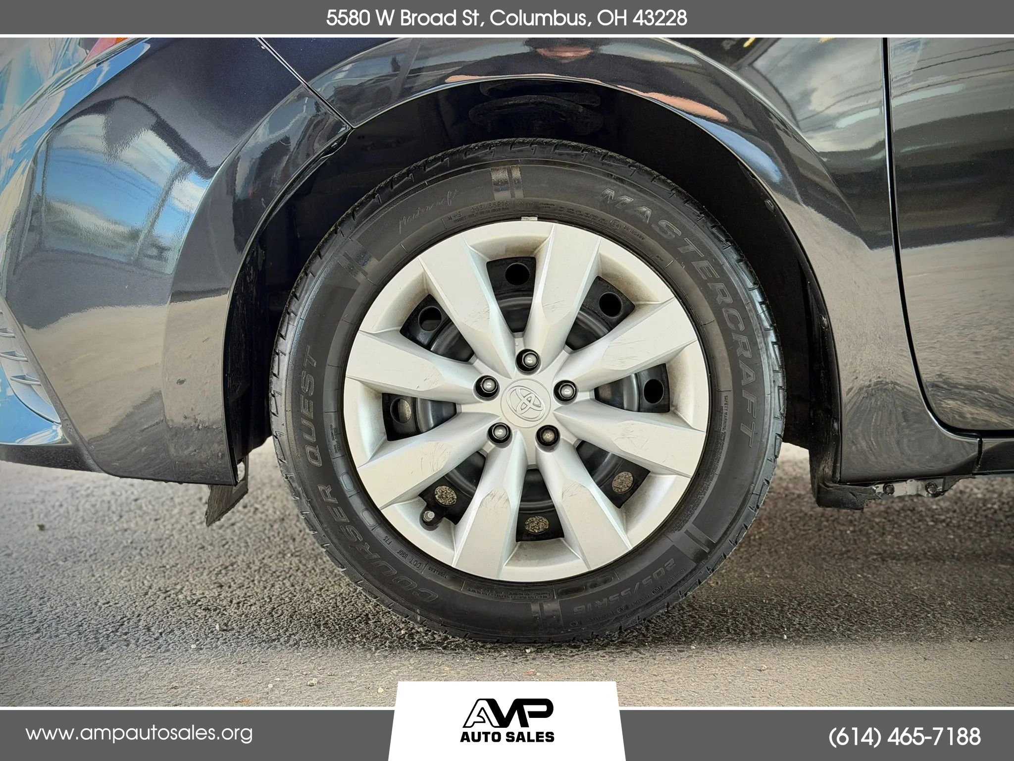 Used 2014 Toyota Corolla LE FWD image 27