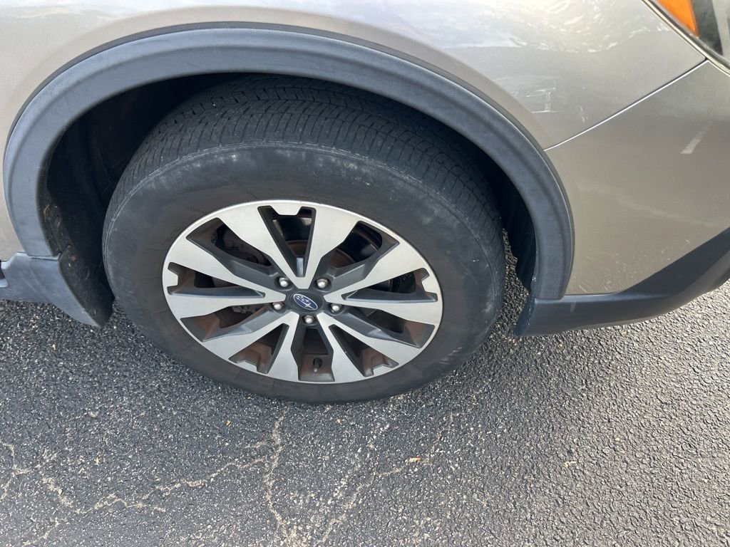 Used 2015 Subaru Outback 2.5i Limited image 12