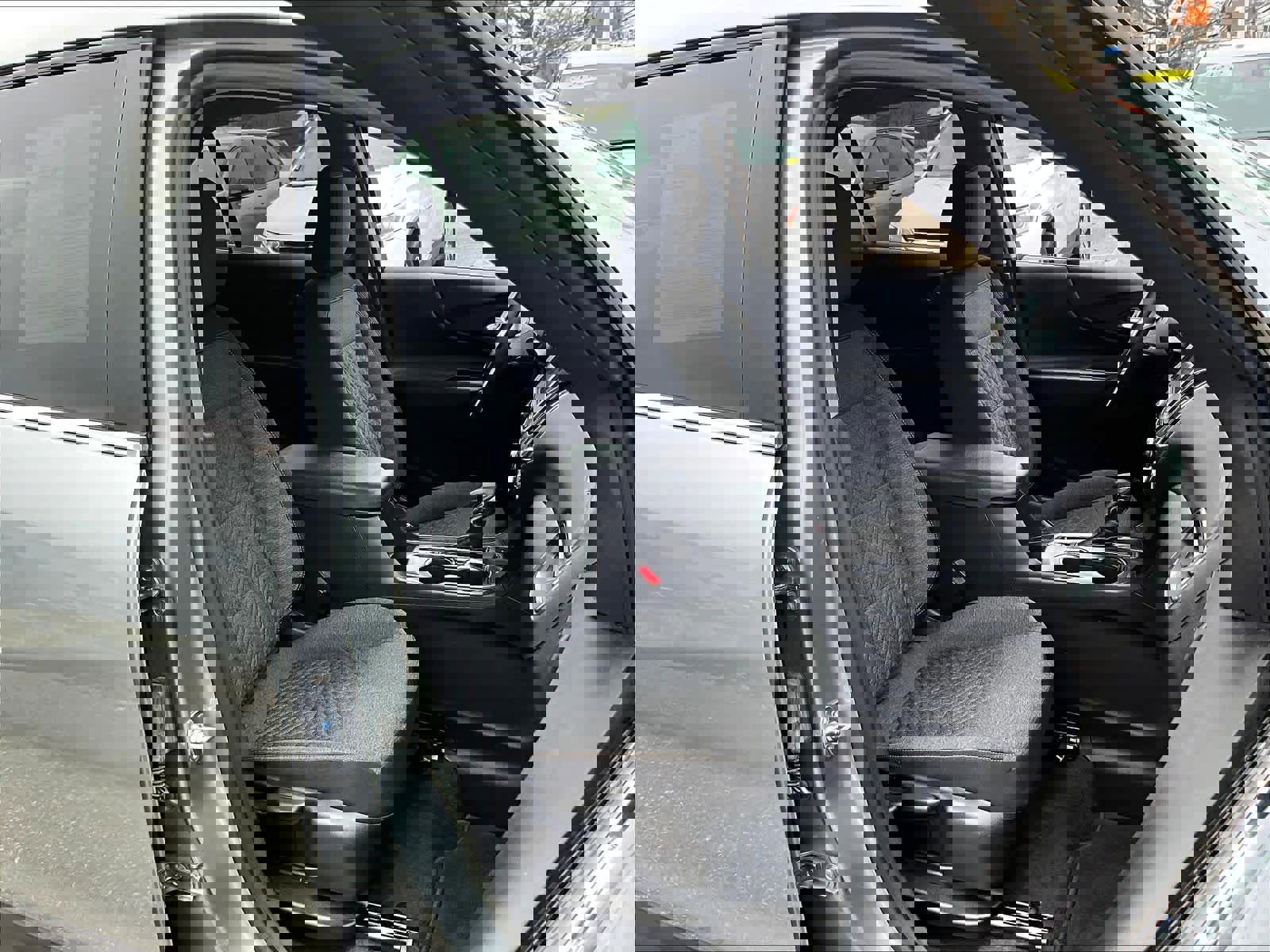 Used 2024 Chevrolet Equinox LT image 11