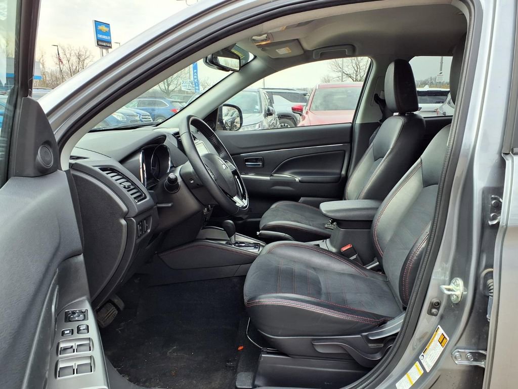 Used 2024 Mitsubishi Outlander Sport SE image 20