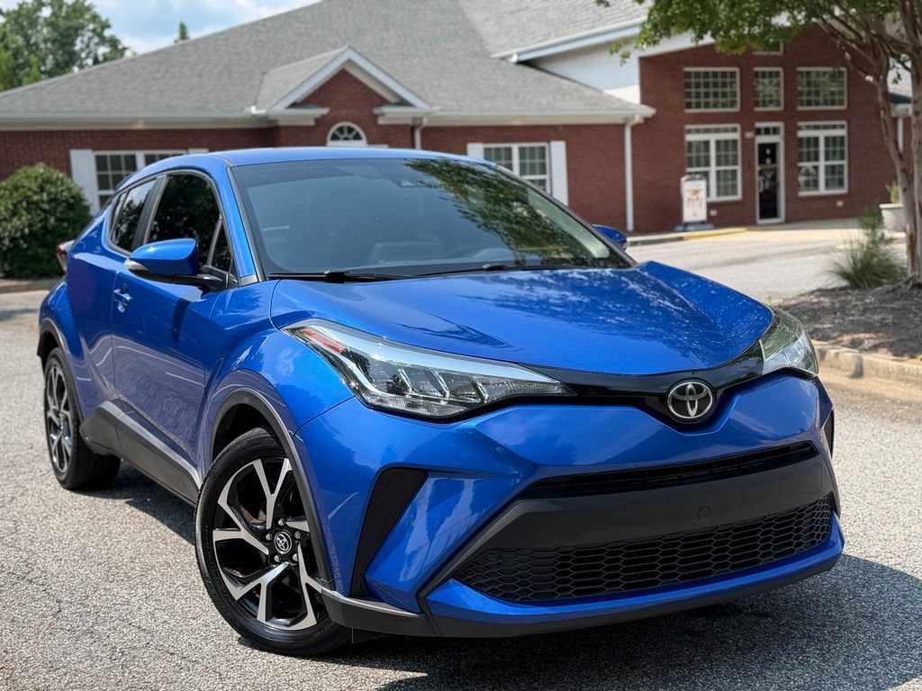 Used 2020 Toyota C-HR XLE FWD image 7