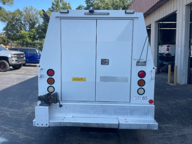 Used 2016 Mercedes-Benz Sprinter 3500 w/ Heavy Duty Front Axle Package image 5