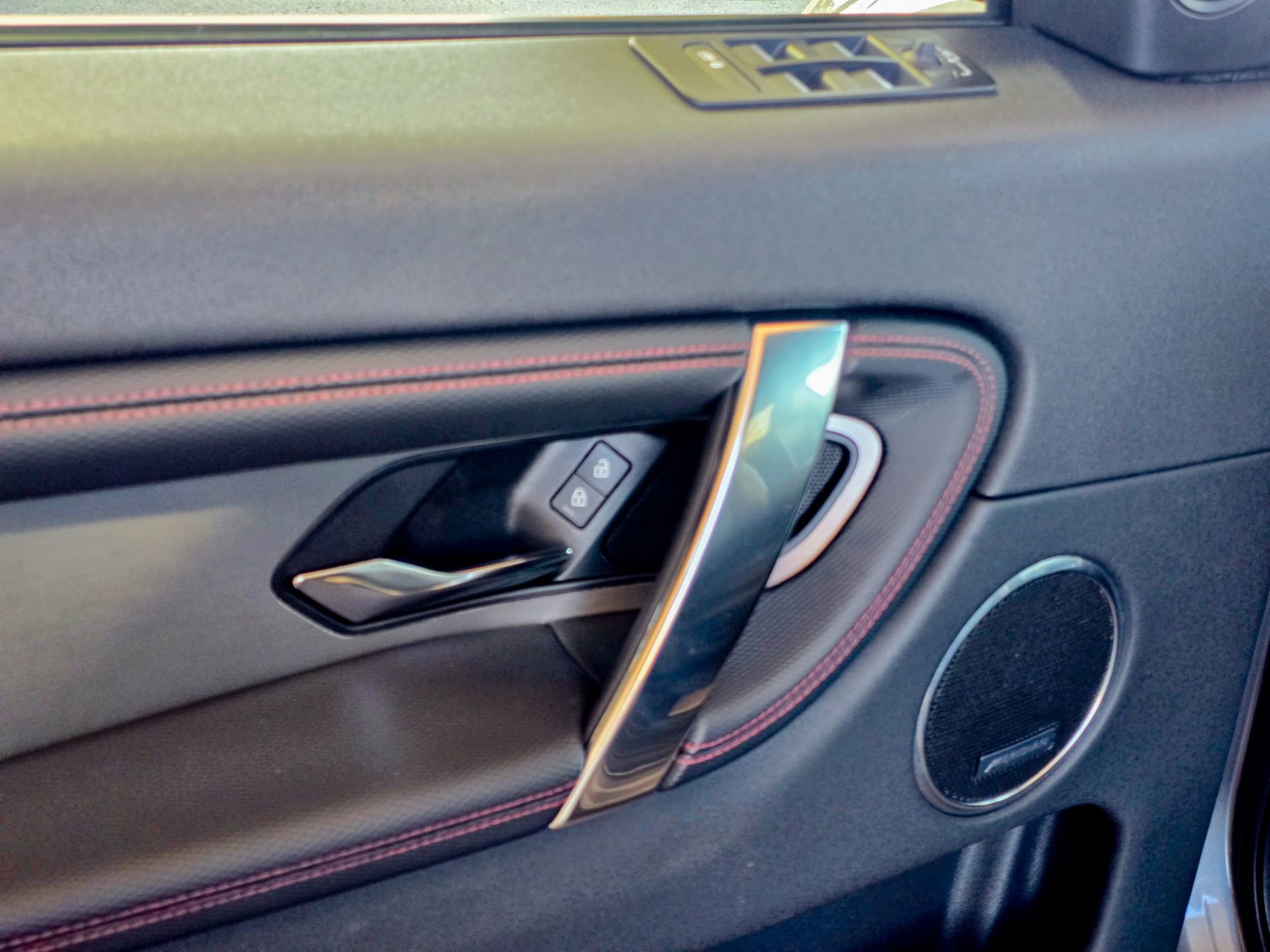 Used 2023 Land Rover Discovery Sport S R-Dynamic image 12