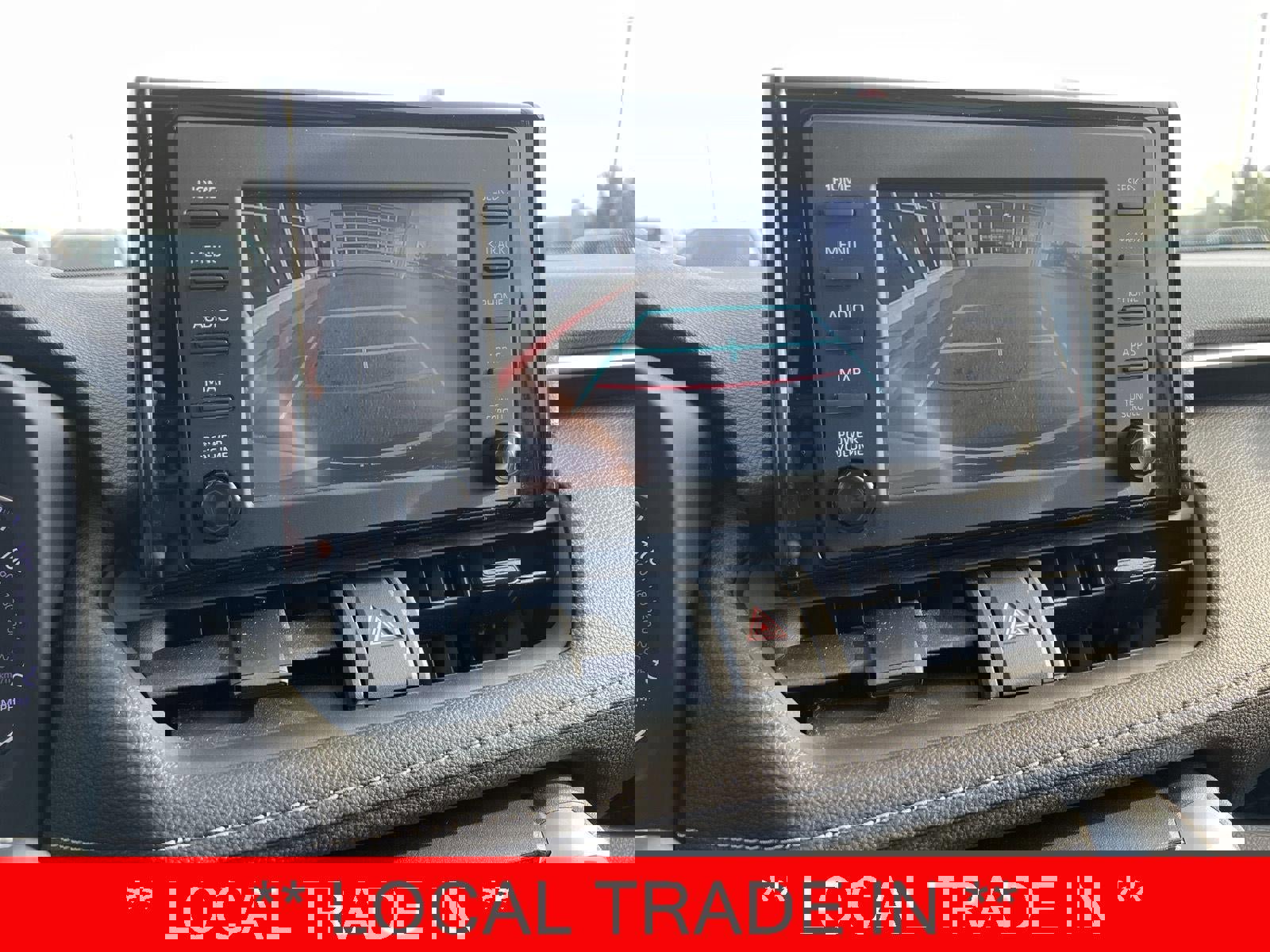 Used 2019 Toyota RAV4 XLE w/ Convenience Package image 5