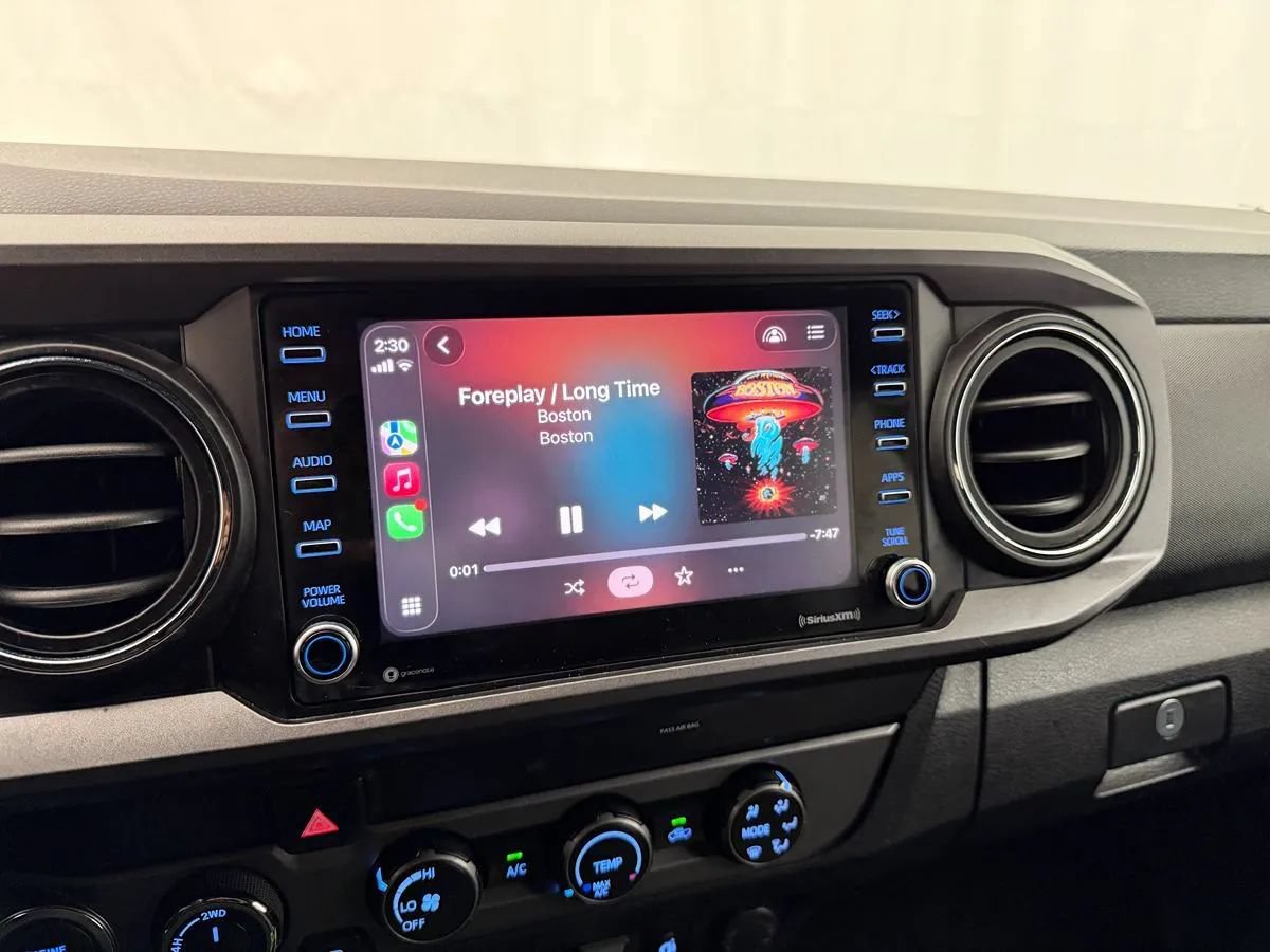 Used 2020 Toyota Tacoma TRD Off-Road AWD/4WD image 21