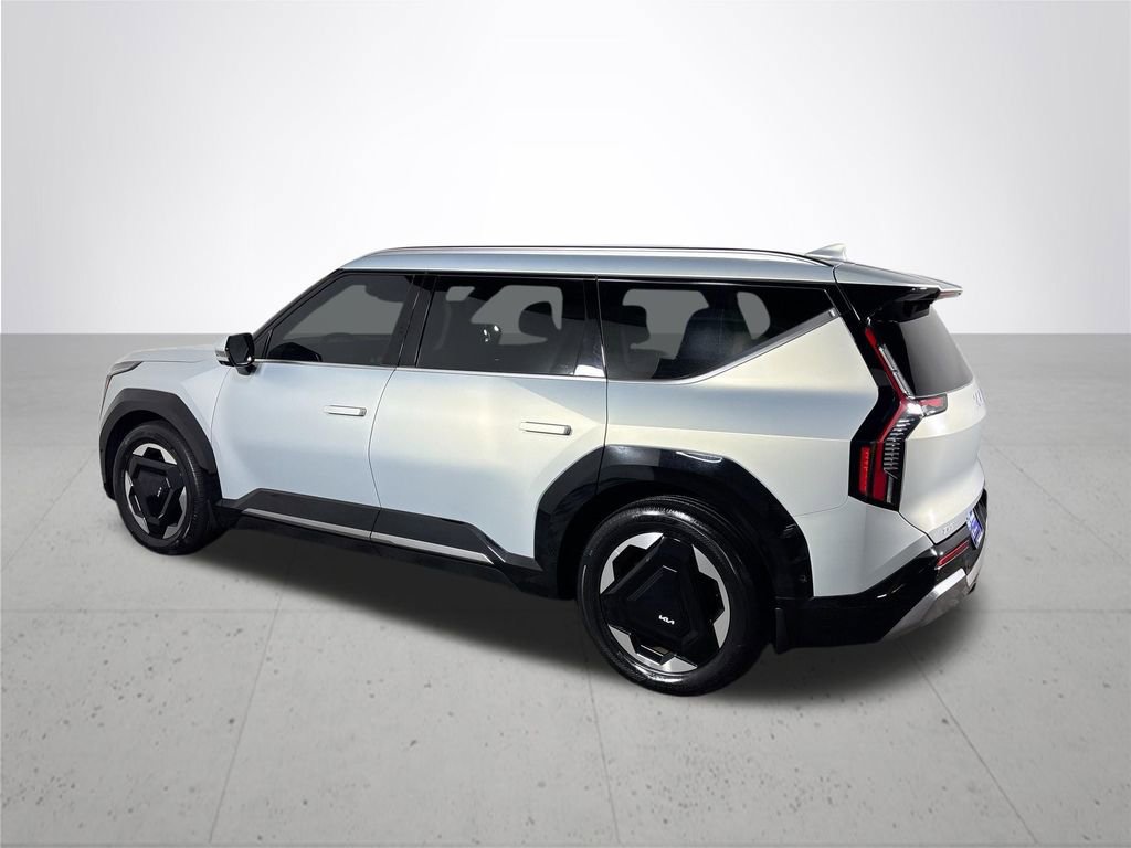 Certified 2024 Kia EV9 Land AWD/4WD image 8