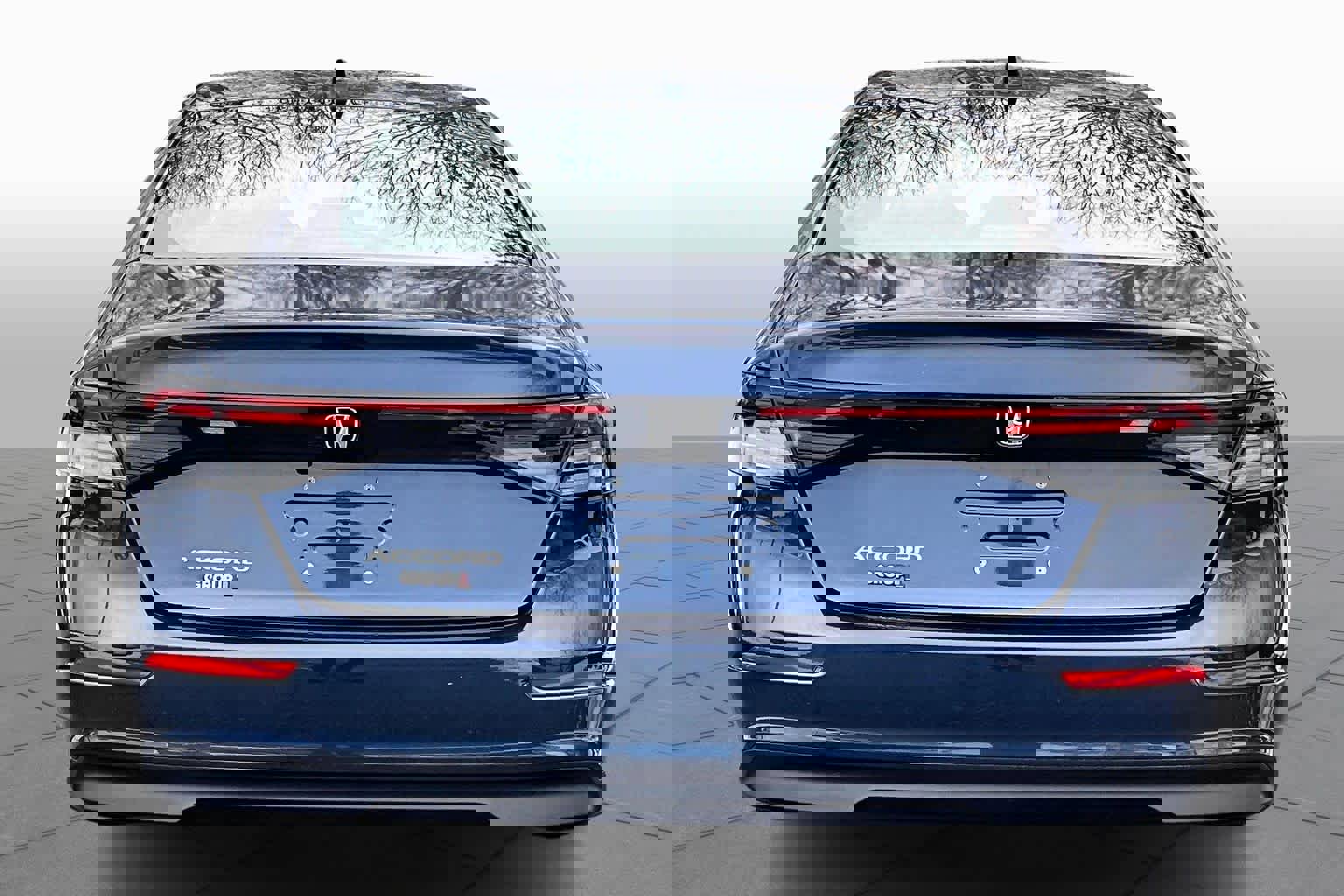 Used 2024 Honda Accord EX image 4